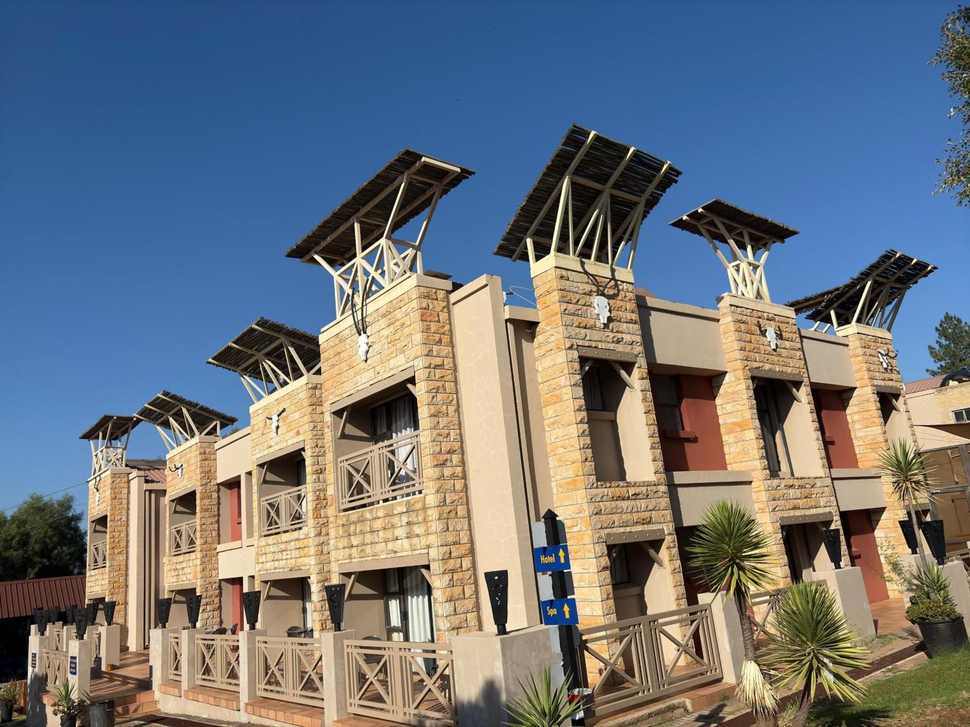 Bloem Spa Hotel & Conference Bloemfontein Bagian luar foto