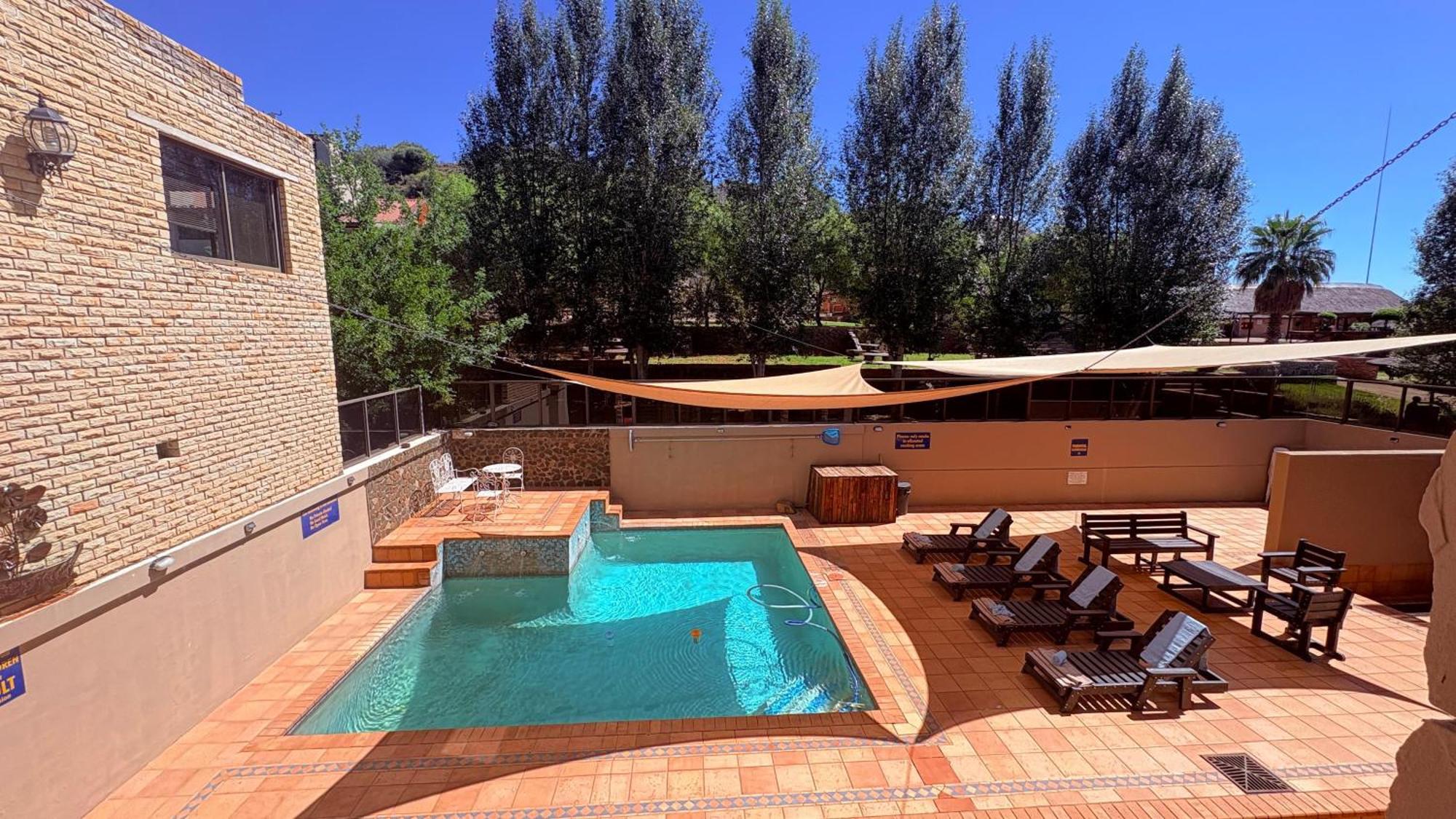 Bloem Spa Hotel & Conference Bloemfontein Bagian luar foto