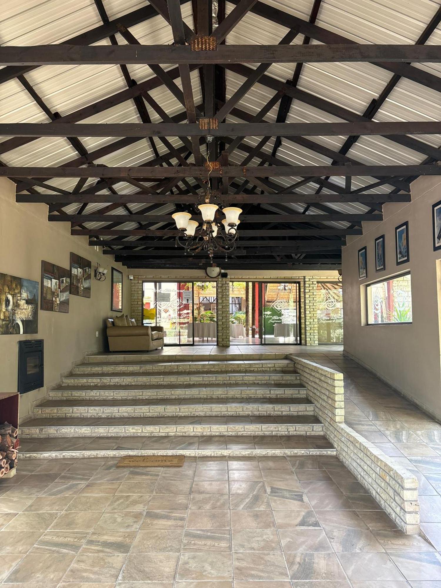 Bloem Spa Hotel & Conference Bloemfontein Bagian luar foto