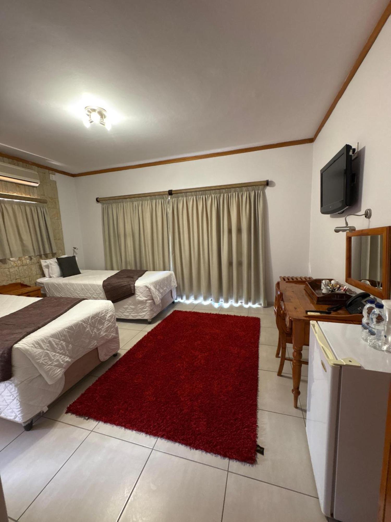 Bloem Spa Hotel & Conference Bloemfontein Bagian luar foto